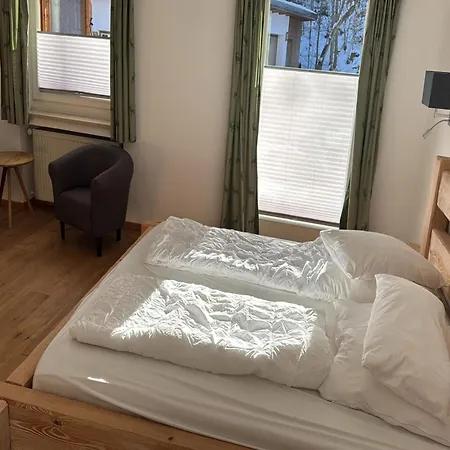 Zwei Im Eg Fuer Befreundete Familien Apartamento *